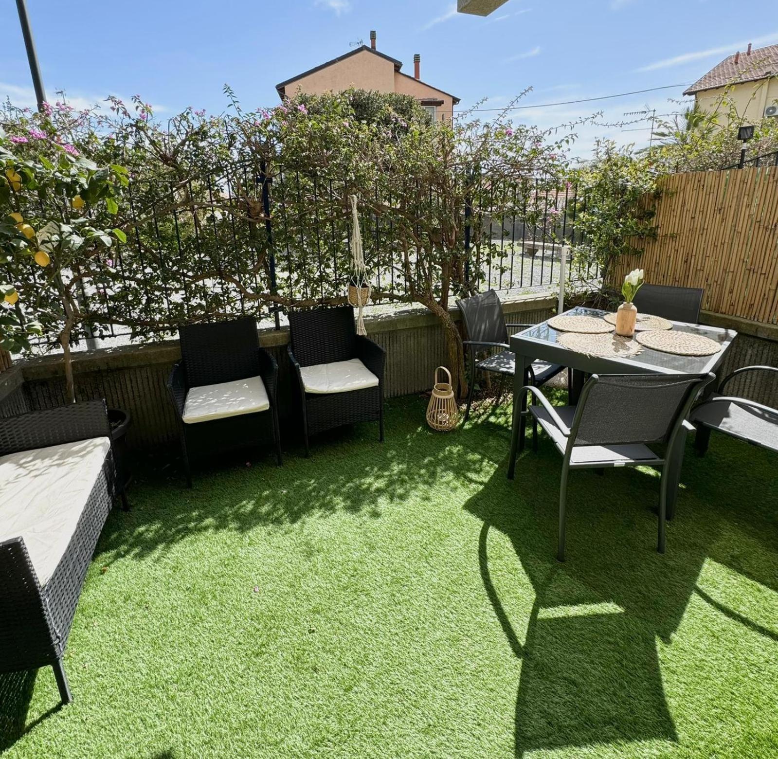 Casa Ohana Ceriale Open Space 4 Persone Exterior foto